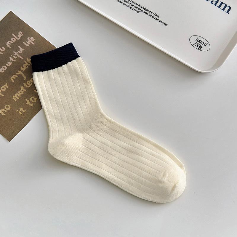 

Весняно-осінні однотонні шкарпетки цукеркового кольору Корейська версія універсальних милих шкарпеток у студентському стилі One size