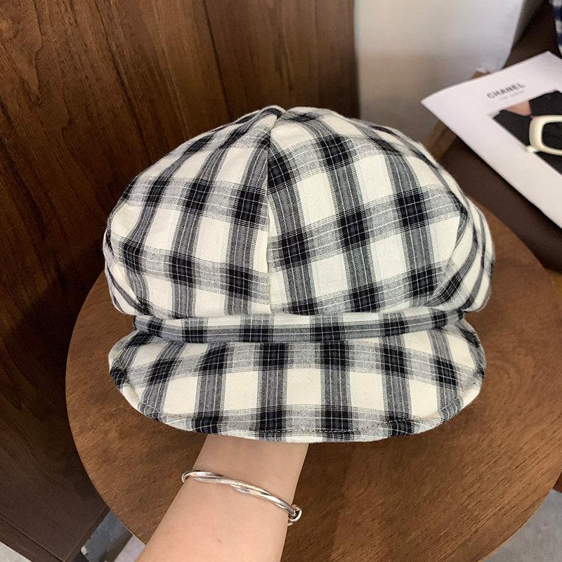 Korean Retro Plaid Beret Hat For Women Y2K Contrast Color Checked Beanie Cap Summer Travel Versatile Face Slimming Hat