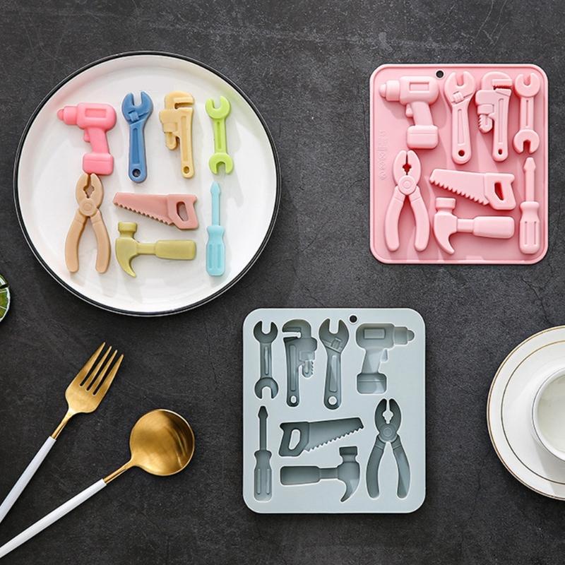 Silicone Chocolate Mould With Hardware Tool Design For Baking And Candy Making For Parties And Gift