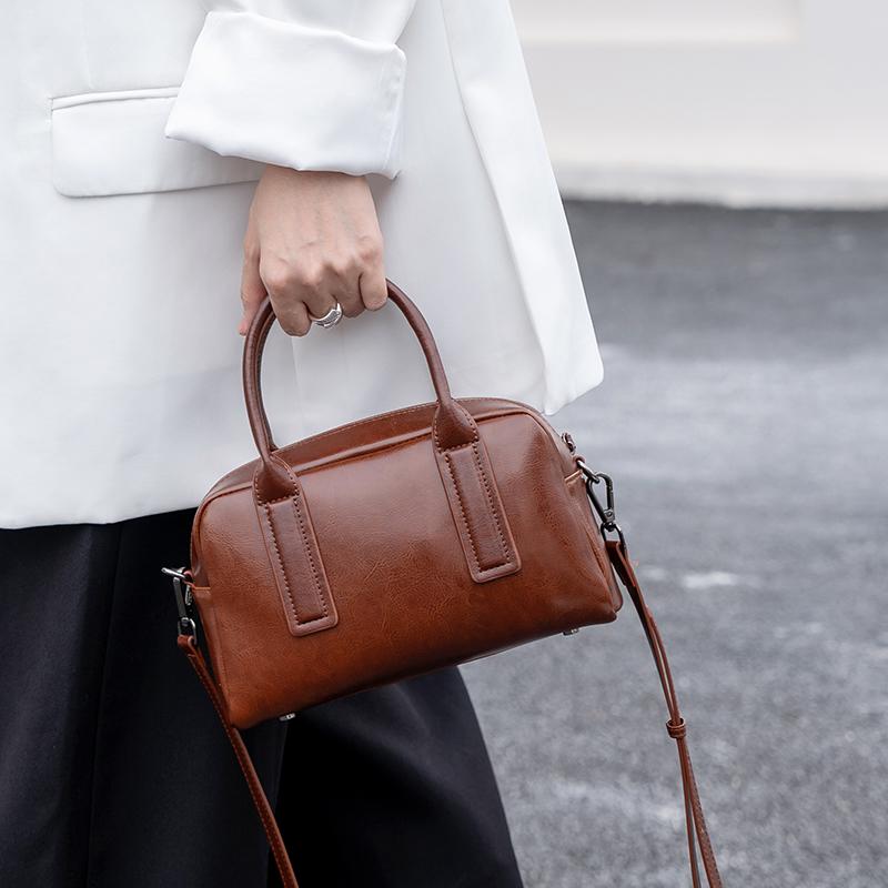 NEW Women's Chic Genuine Leather Bowling Bag Luxury Designer Handbag Soft Waxed Cowhide Ladies Crossbody shoulder Bag