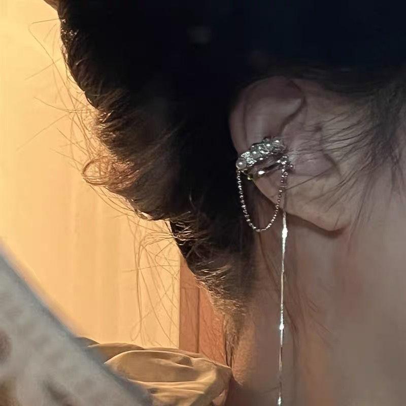 New Fashion Silver Color Cilp Earrings Tassel Ear Cuff Non Piercing Earring 2025 Trendy Punk Design Female Long Ear Clip Jewelry