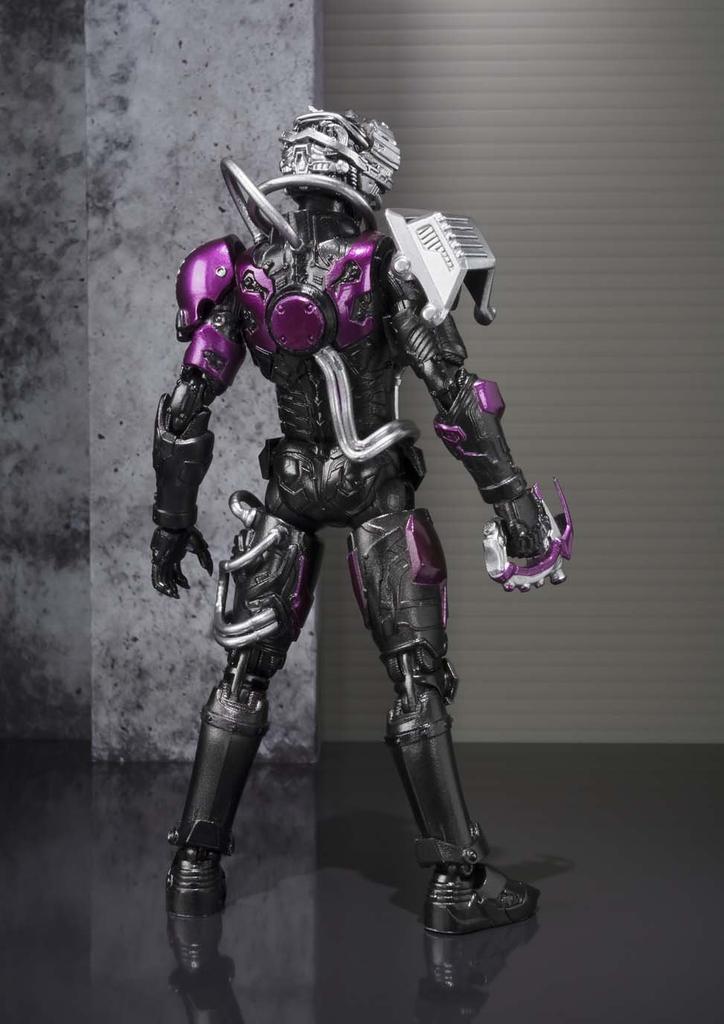 TAMASHII NATIONS Mashin Chaser S.H.Figuarts