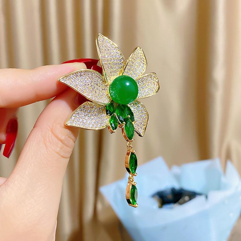 Emerald Zircon Lotus Fringed Brooch Women'S Fashion Exaggerated Wedding Dinner Clothing Accessories Corsage