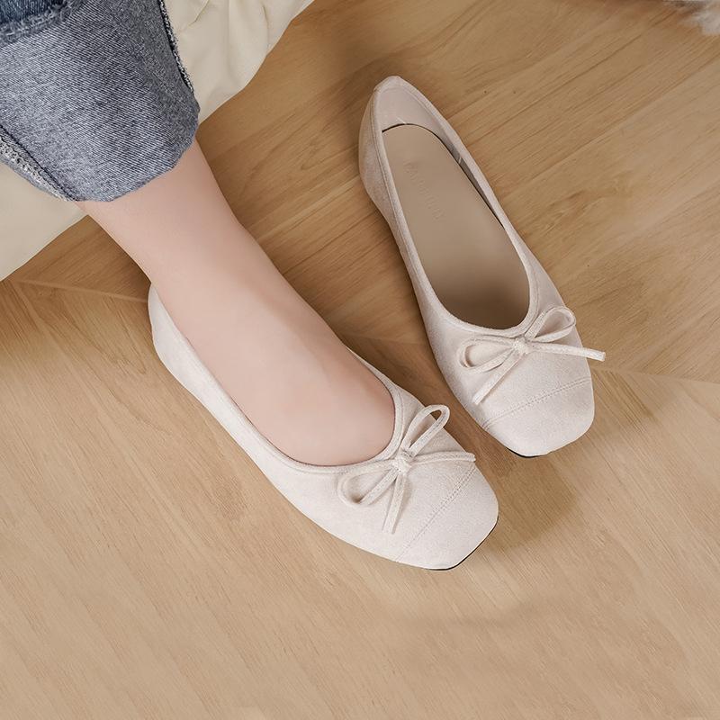 

Fashion square toe bowtie flat shoes woman flock ballet flats candy color bowknot slip on loafers cozy bottom mocasines big size 42 37 бежевый