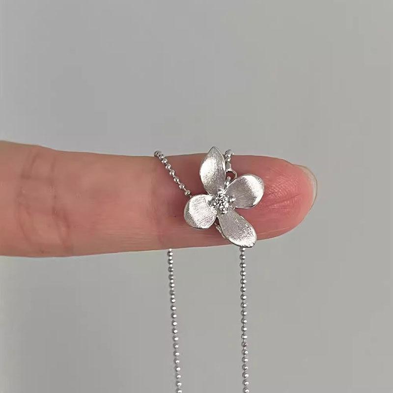 silver  art irregular brushed flower pendant necklace for women exquisite and High quality collar chain party