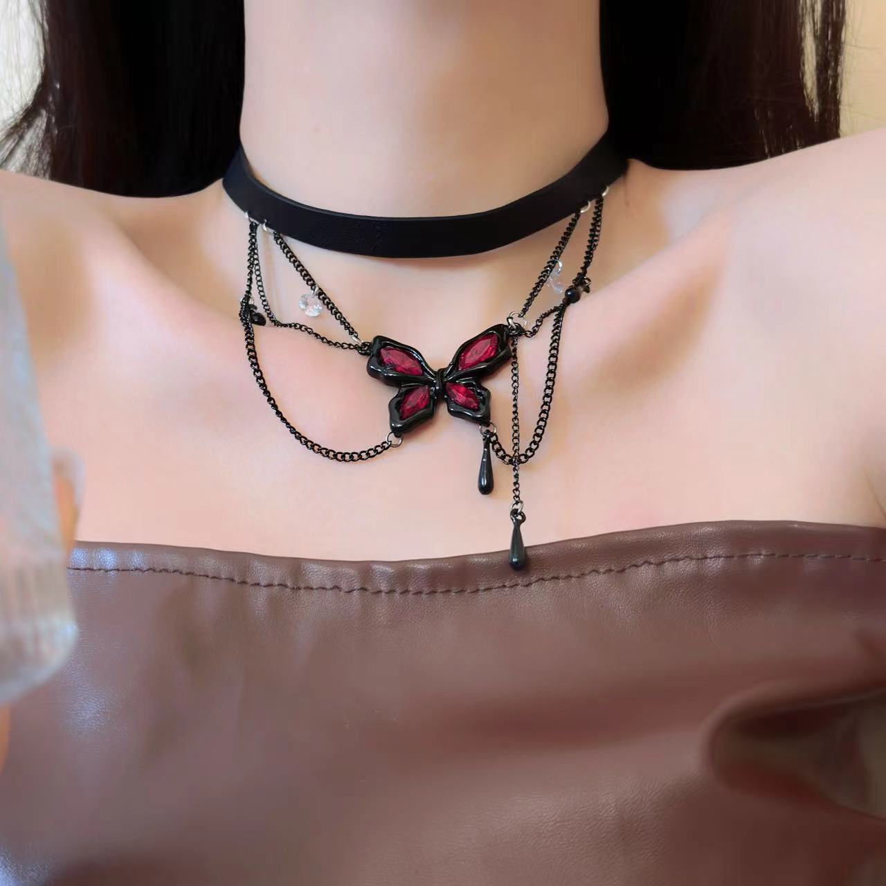 

Gothic Red Crystal Butterfly Pendent Necklace for Women Hiphop Cool Hot Girl Leather Rope Necklace Y2K Aesthetic Jewelry Gifts