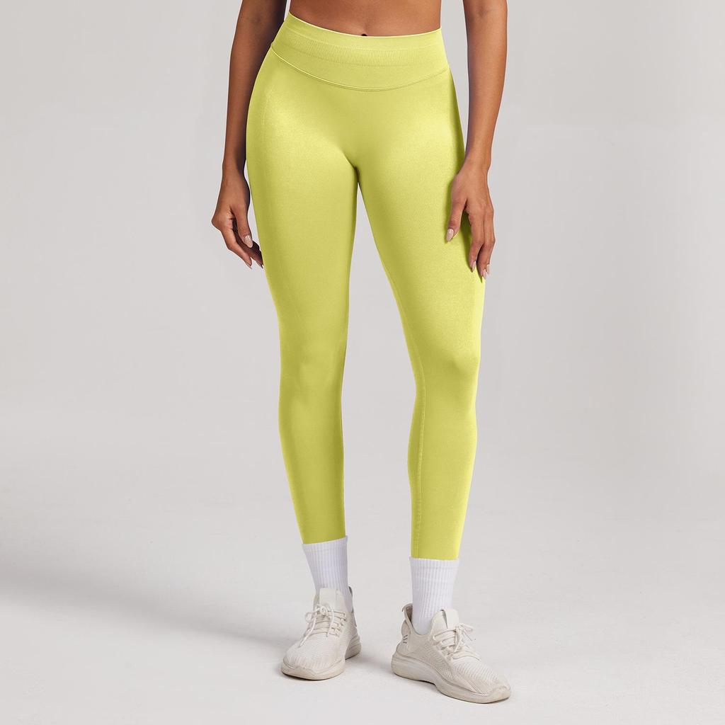 Seamless Matte Nylon Yoga & Running Pants with Hip-Enhancing Waist
