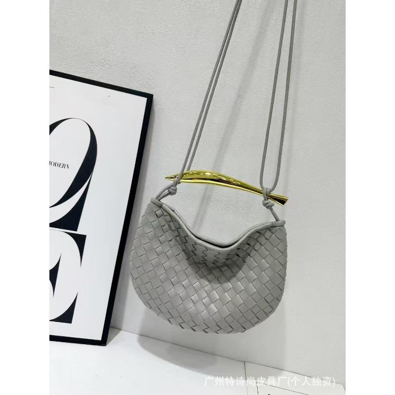 New Niche Sardines Handwoven Bag Hand-carried Dumpling Bag Casual Versatile Portable Shoulder Messenger Bag