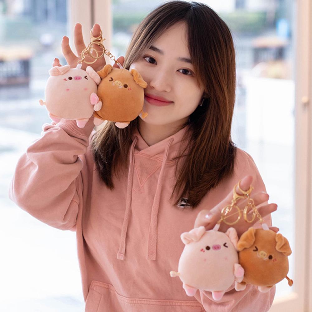 Pair of Magneticed Couple Pig Plush Keychain Cute Creative Plush Kawaii Magneted Backpack Pendant Toy Girl Holiday Gift