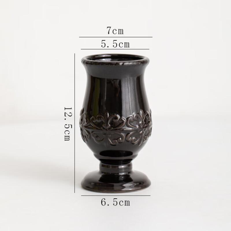 OIMG Retro Embossed Nordic Ceramic Vase