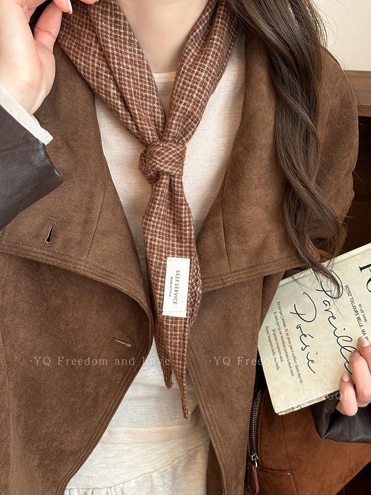 

2025 Women’s Retro Silk Scarf: Versatile Neck and Waist Accessory