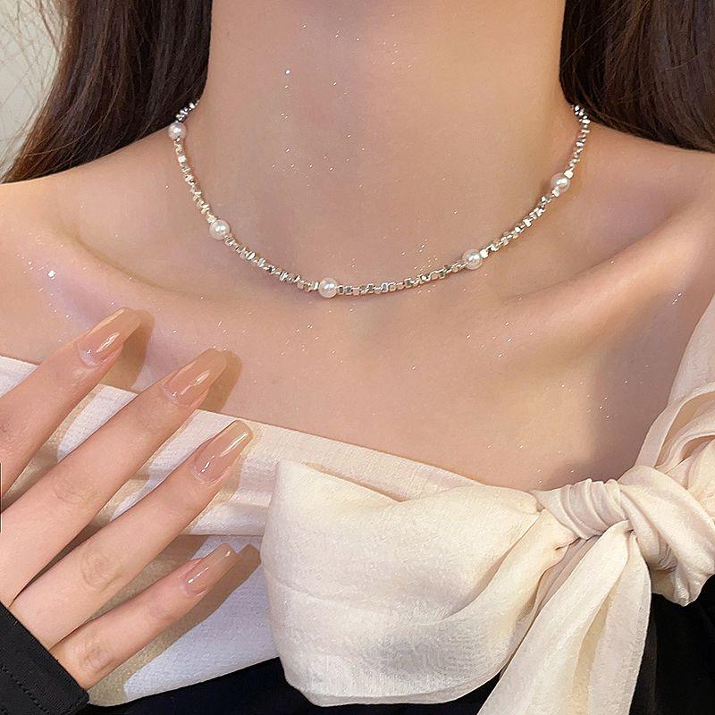 

Accessible Luxury Small Pieces of Silver Women s Niche Style Pearl Necklace Broken Silver Pearl Necklace B