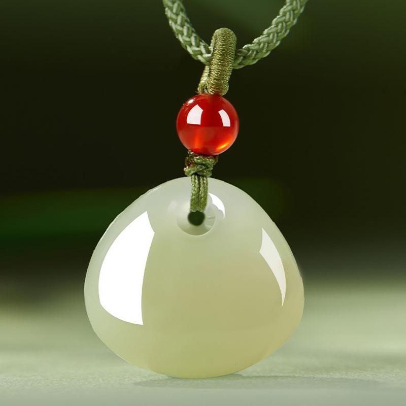 Hetian Jade Pi Xiu Pendant Women's Amulet for Attracting Wealth - Valentine's Day Gift