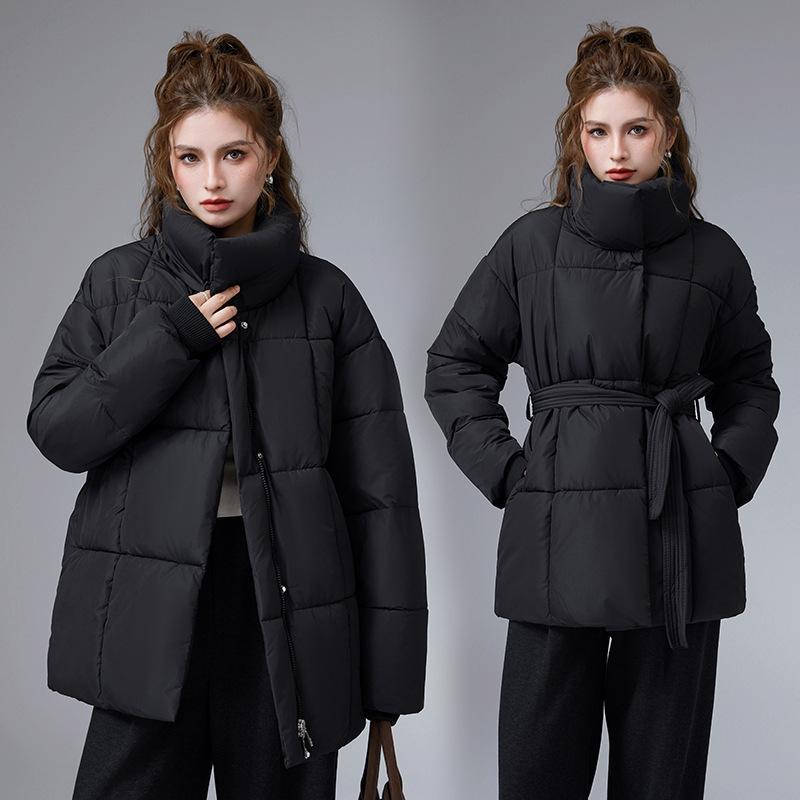 Winter neu mittel und lang Stehkragen Gürtel ist dünn, locker und vielseitig Mode Koreanische Version Daunen Baumwolle Kleidung Damenjacke