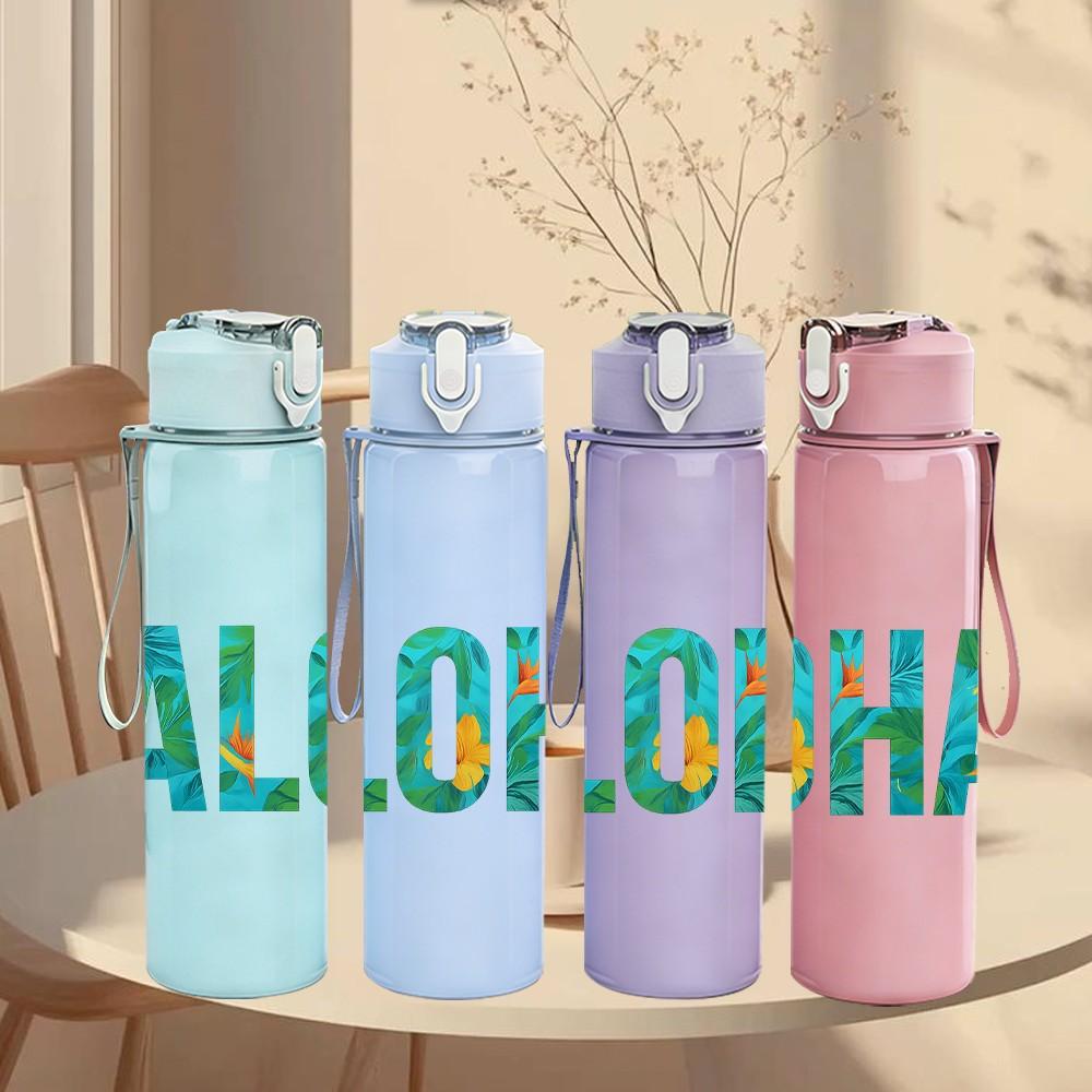 1PC Bold Color Aloha Letter Art 750ml Color Plastic Sports Water Bottle Leakproof Flip Straw Lid Suitable for Sports Office Home Use