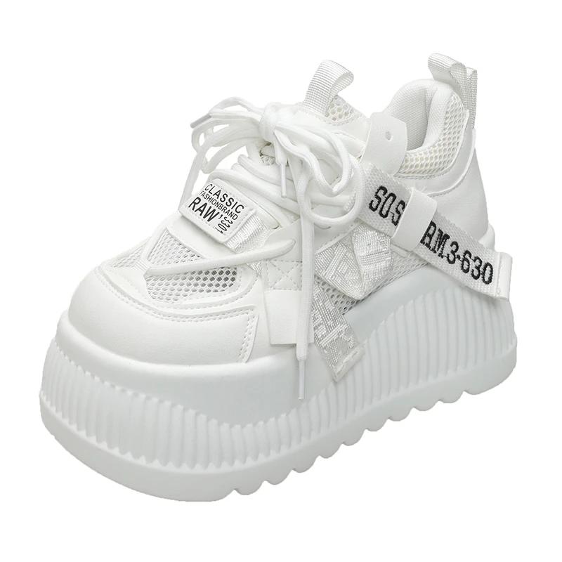 

Модные женские 2025 весна-лето дышащие сетчатые кружевные массивные кроссовки на высокой платформе спортивная обувь новые полые повседневные нескользящие туфли 35