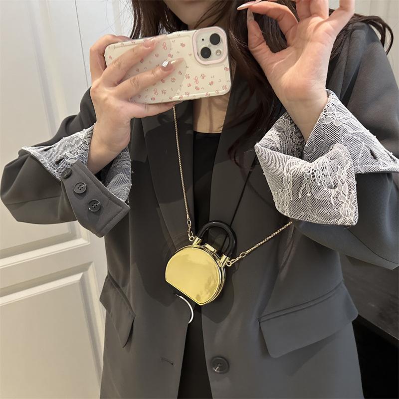 Mini Glossy Red Envelope 2025 New European and American Fashion Niche Shoulder Bag Women's Versatile Acrylic Box Bag