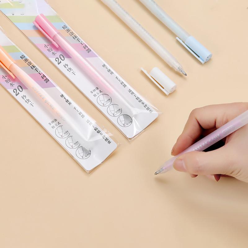 Bâton de colle solide type stylo Couleur bonbon Séchage rapide Stylo à main Bâton de colle haute viscosité Pour enfants École Étudiants créatifs Fournitures de papeterie Stylos