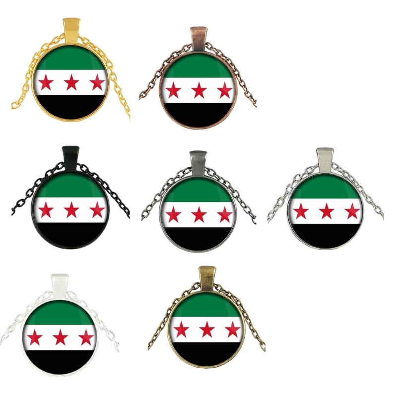 Elegante Halskette mit Anhänger der syrischen Flagge, die Nationalstolz und kulturelle Identität symbolisiert, aus robusten Materialien für den Alltag