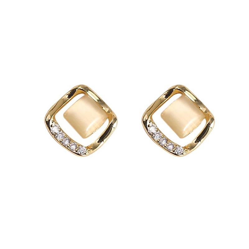 Exquisite Hollow Square Opal Crystal Stud Earrings for Women New Fashion Beautiful Crystal Ear Jewelry