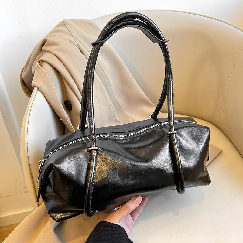 Boston large bag women's large capacity 2025 new high-end texture niche commuting single shoulder underarm pillow bag