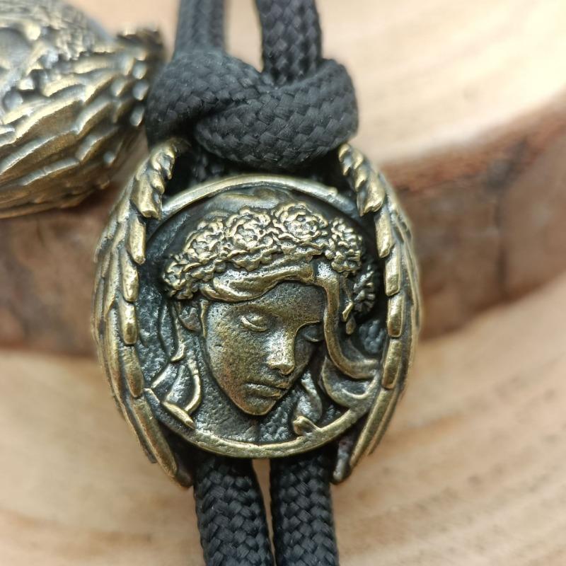 1pcs Vintage Brass 4mm Hole Wings Guardian Beauty Keychain Pendant Backpack Pendant Vintage Brass Crafts Classic Brass Vintage Brass Crafts Miniature