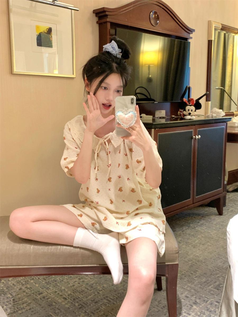 

Japanese sweet bow bear pajamas women s summer short-sleeved shorts lace two-piece set can be worn outside loungewear S