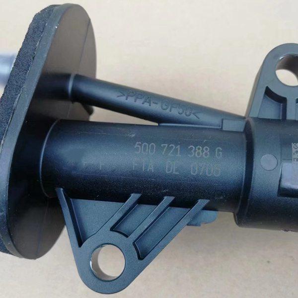 Teil 5Q0721388G: Kompatibler Hauptbremszylinder für Volkswagen Golf Camper