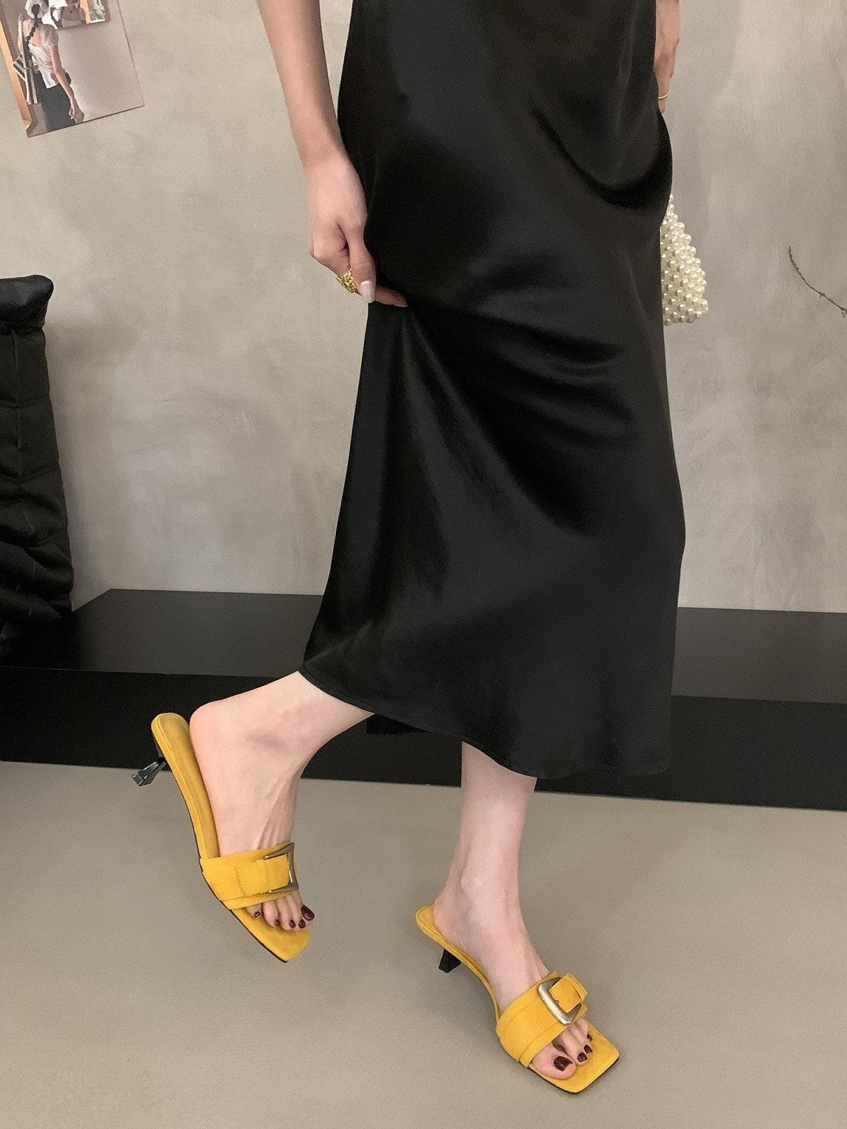 

Suede belt buckle one-word drag women s summer wear thin heel open-toed slippers 2025 new French square head high-heeled sandals 40 жёлтый