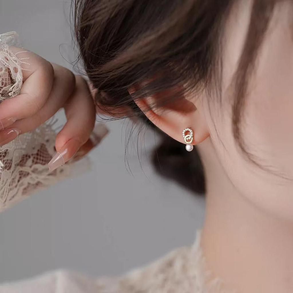S925 Silver Double Ring Pearl Stud Earrings for Women - Light Luxury Niche Design, High-Grade Jewelry, 2026 New Arrival