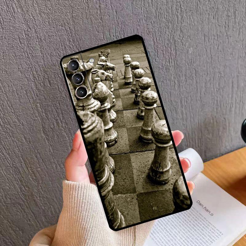 Chess Board Dark Horse Back Case For Samsung Galaxy S23 Ultra S20 S21 FE S9 S10 Plus Note 10 20 S22 Ultra Coque