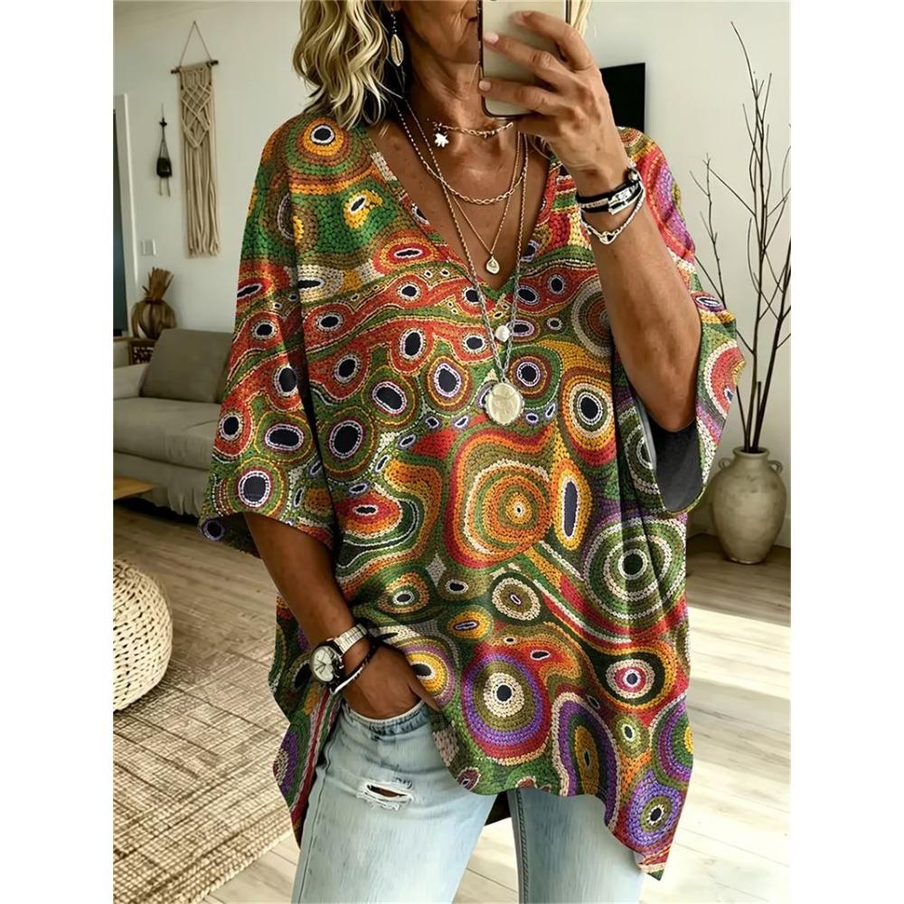 Plus Size Women's Bohemian Blue Printed Bat Sleeve T-Shirt Loose V Neck Short Sleeve Top