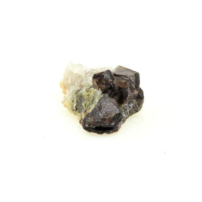 Pierres et Minéraux. Cassiterite. 100.20 ct. Quily, Morbihan, Bretagne, France.
