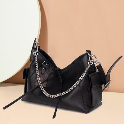 Fashionable Sheepskin Chain Locomotive Bag Female Black Warrior Leather High-end One-shoulder Cross-body Large Capacity Tote