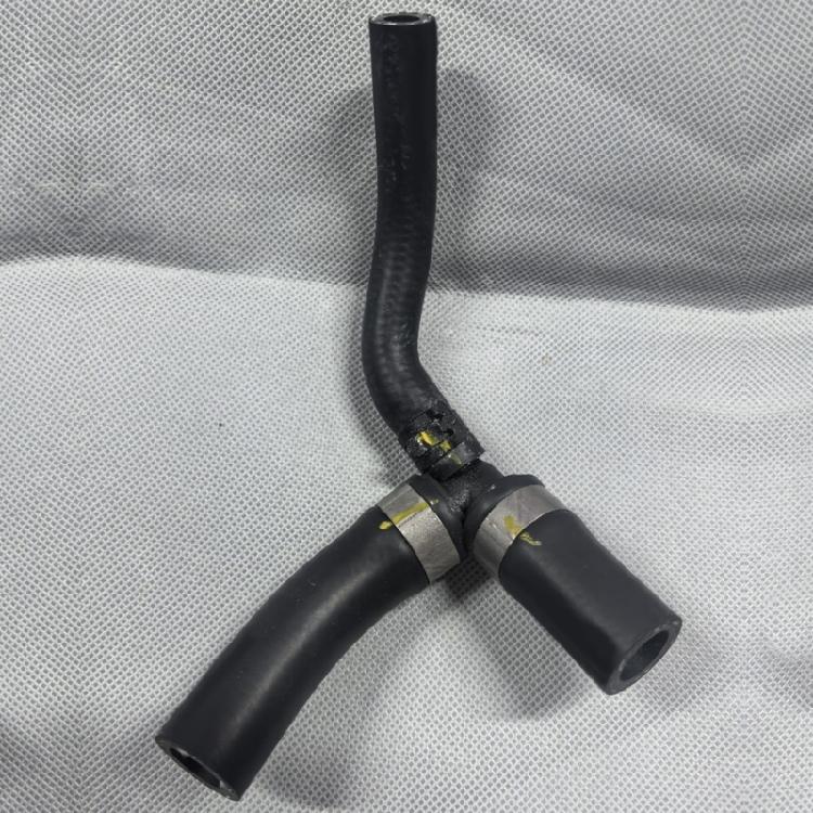 Replacement Coolant Pipe Automotive Accessories Easy Installation Engine Water Cooling Hose 7L0121156A 7L0-121-156-A