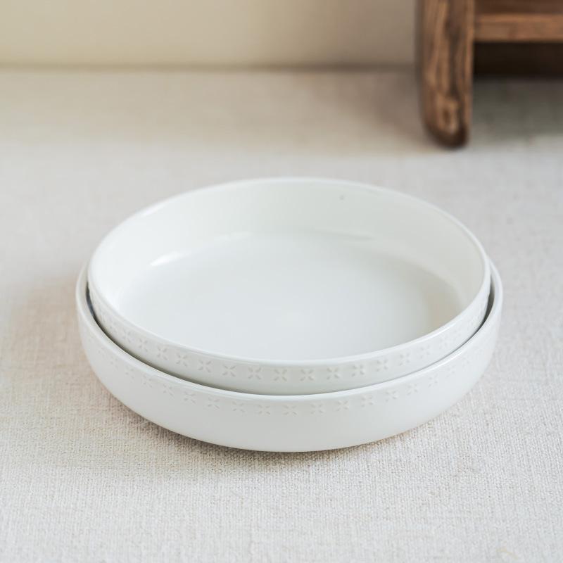 Minimalistischer Stil Einfarbige Keramik Große Schüssel Haushalts tägliches Geschirr Schüssel High-End Relief Nudelschüssel Runde Schüssel Salatschüssel