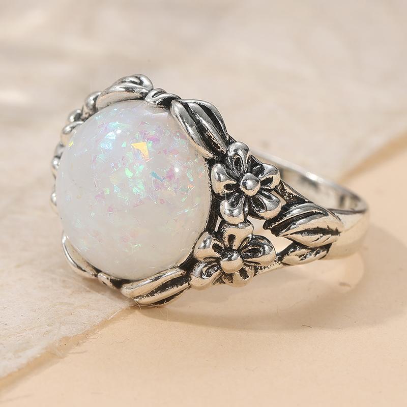 Vintage CopperColor Round Inlaid Imitation Opal Women's Ring Daily Wear Party Jewelry
