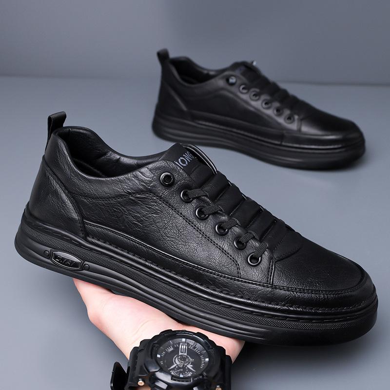 Spring New Shoes for Men Leather Casual Shoes Fashion White Flat Skateboard Shoes Lace-up Sneaker