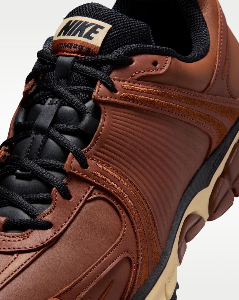 IO4555-200 Nike Zoom Vomero 5 Pony (Men's)