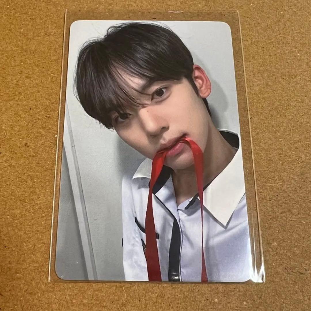 Used ZEROBASEONE Han Yu Jin Ribbon Photocard