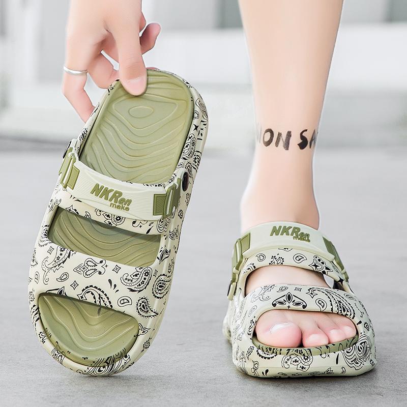 Fashion 2025 New Anti-Slip Men's Summer Outdoor Slippers Thi Bot Beach Sandals EVA Casual Shoes Platform Clogs Men Home Garden Outdoor