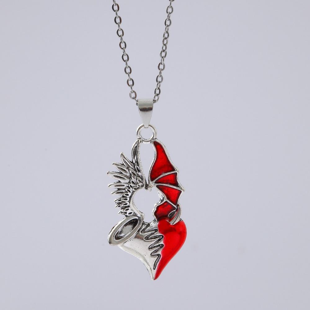 Hip-hop Punk Red Skull Cross Thorny Heart-shaped Pendant Sliver Color Chain Necklace for Women Halloween Party Goth Jewelry Gift