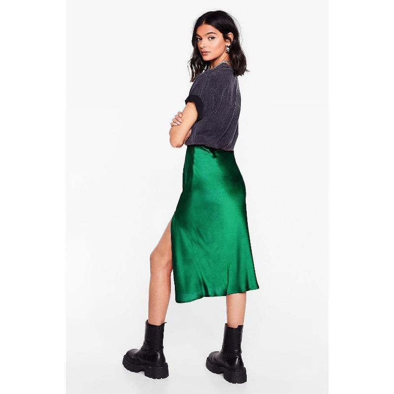 Атласная эластичная юбка-бюстье средней длины с высокой талией и разрезом XL коричневый — фото 10