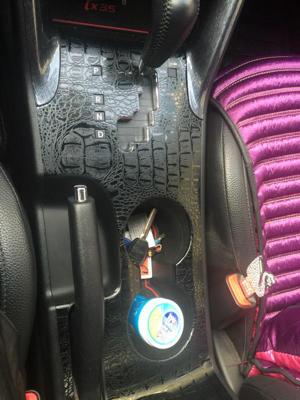 Hyundai ix35 Interiør Girpanel Klistremerker i Karbonfiber (2009-2017)