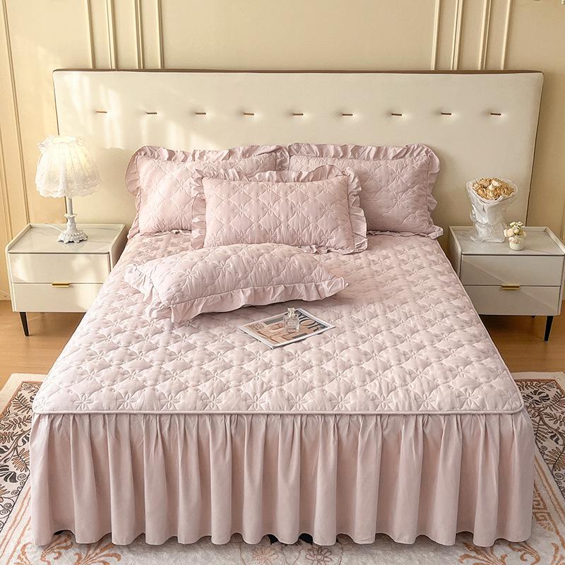 Set Grembiule da Letto Trapuntato Monocolore: Protezione per Materasso e Federe Antiscivolo e Antipolvere