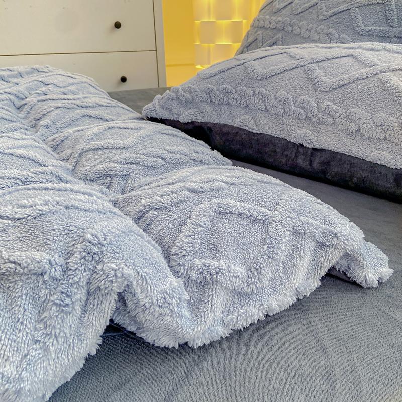 1pc Thicken Flannel Duvet Cover Cartoon Bear Quilt Cover for Kids Winter Warm housse de couette220x240cm (without pillowcase)