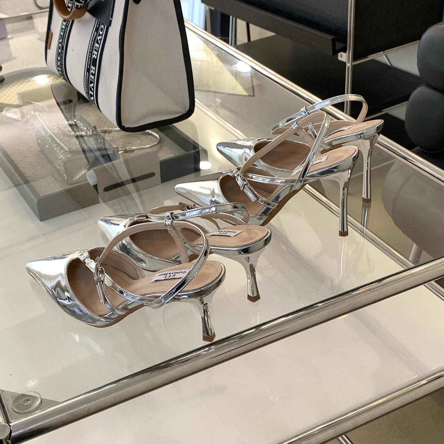 

Fashion Heels New Fine Heel Pointy One Line Buckle Sandals Fashion All-Match Bag Head Pointy 35