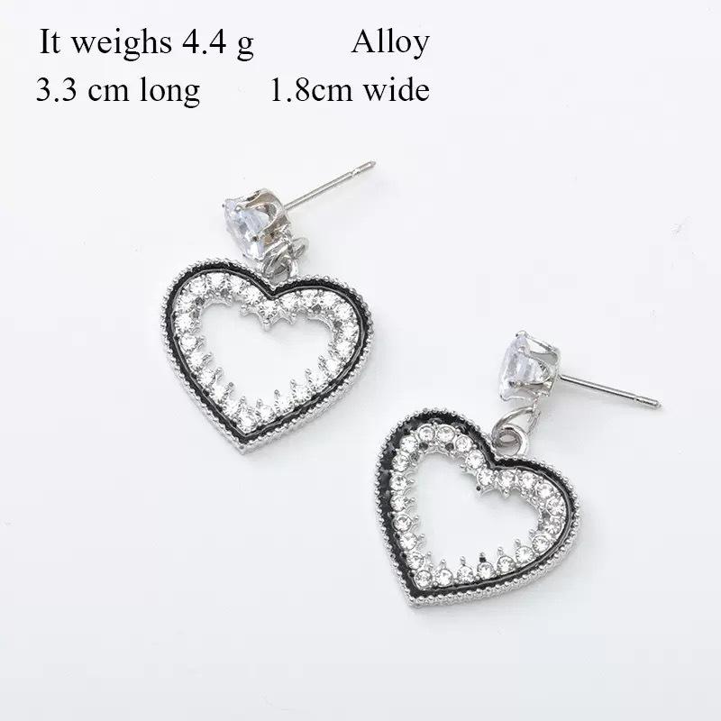 Elegant Retro Hong Kong Heart Pendant Earrings - Sparkly Rhinestone Jewelry for Women