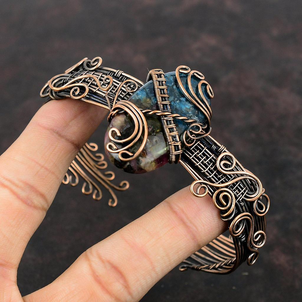 Bransoletka z miedzi i arbuza z turmalinem Bransoletka z drutu miedzianego owinięta mankietem Regulowana bransoletka Biżuteria z kamieni szlachetnych z miedzi Ręcznie robiona bransoletka Prezent dla niej