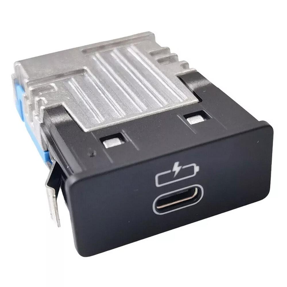 USB-C Socket Single Port For BMW X1 X2 X3 X4 X5 X6 X7 50iX M35iX 28i 84108711940